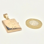 a80d68db440f904a545e7955140a